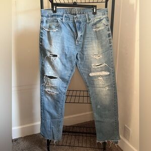 Distressed Light Blue Men's AE Jeans